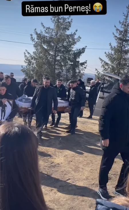 Imagini de la înmormântarea lui Andrei Perneș. Cine a venit să-l conducă pe ultimul drum VIDEO