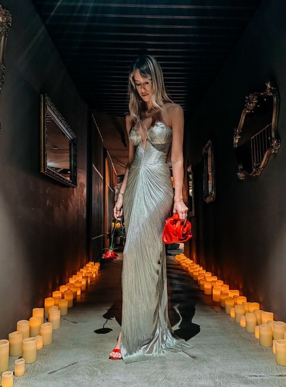 Cum a apărut Dani Oțil la nunta lui Răzvan Simion cu Daliana Răducan. Îmbrăcată într-o rochie decoltată, Gabriela Prisăcariu l-a însoțit