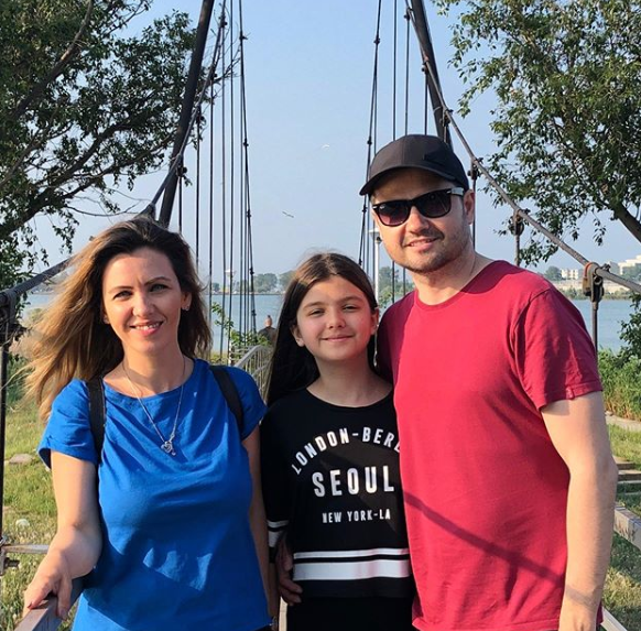 Laurențiu Duță a împlinit 47 de ani. Ce spune despre fiica și soția lui. „Anul acesta împlinim 30 de ani de relaţie”
