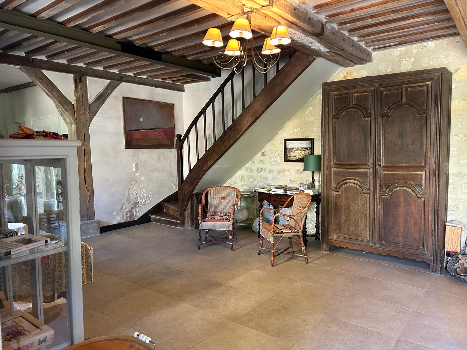 La istoricul Laurent de Gaulle, strănepotul lui Charles de Gaulle, la hanul deschis în Valmondois, în casa părintească: „Generalul a fost în această grădină, la nunta părinților mei”