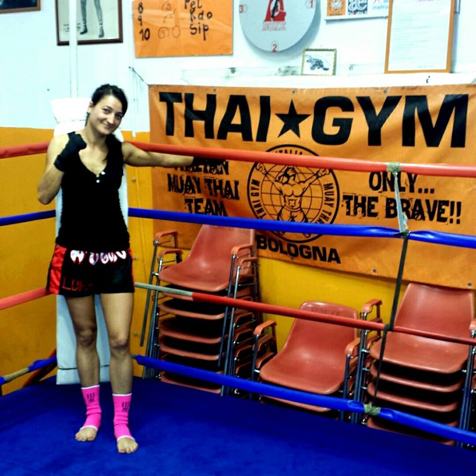 ITALIA - ROMÂNIA! SportNews.ro a descoperit la Bologna un Rocky la feminin! ^S-a apucat de karate, după ce a fost bătută de tatăl său