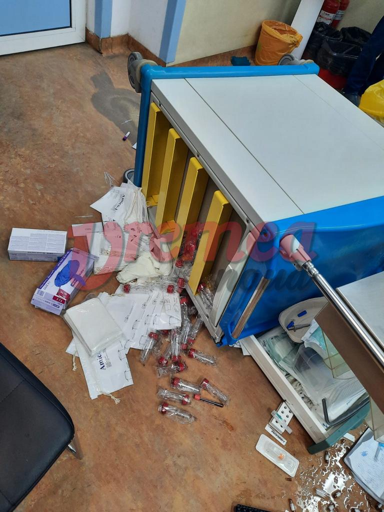 Un pacient ajuns la Unitatea de Primiri Urgențe a Spitalului Județean Vaslui a devastat salonul și a distrus aparatura medicală