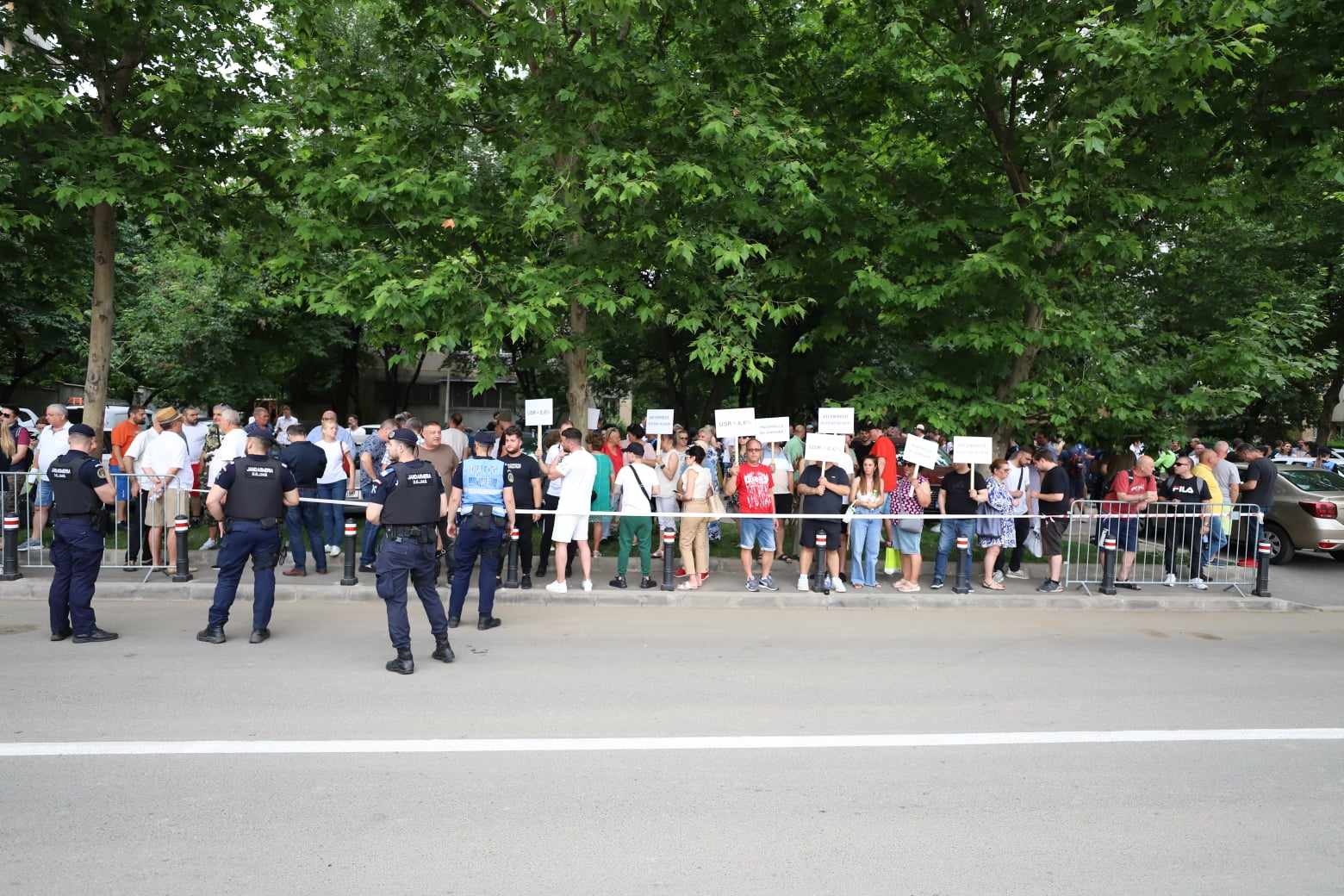 BEM a decis renumărarea voturilor la secția 352. Primarul Radu Mihaiu: „Există dovezi clare că au fost daţi bani de către candidatul PSD pentru cumpărarea de voturi”