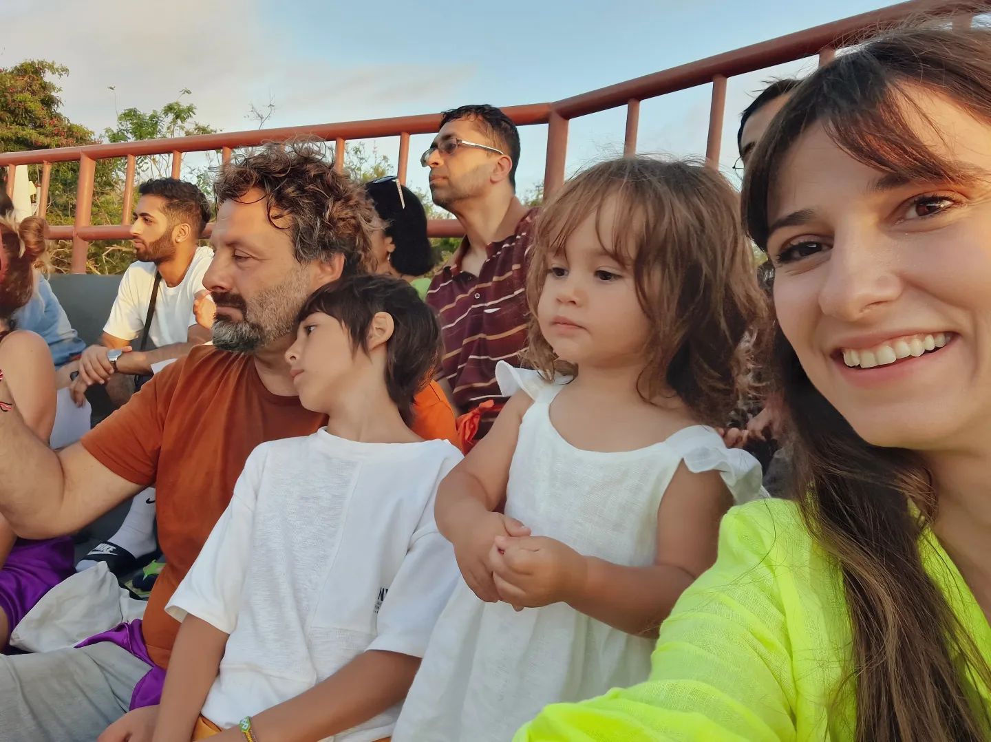 Dana Rogoz, probleme la întoarcerea din vacanță. A rămas blocată în aeroport, cu familia: „Mai mult am râs decât ne-am enervat”