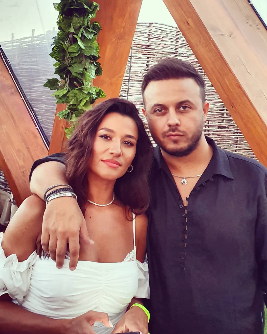 Gabi Bădălău a spus în sala de judecată că nu vrea să divorțeze de Claudia Pătrășcanu. Ce s-a întâmplat: „La termenul următor decidem”