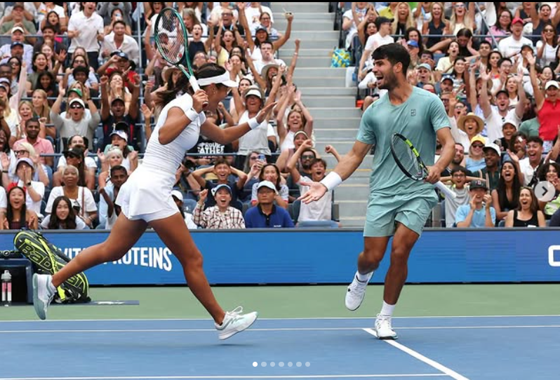 Carlos Alcaraz și Emma Răducanu, în tandrețuri pe terenul de tenis. Deja se vorbește despre o idilă