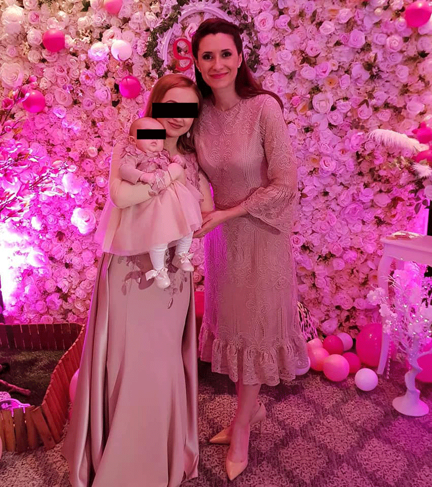 Iuliana Tudor a fost nașă. Ce transformare: cum s-a îmbrăcat la biserică și cum a apărut la petrecere | FOTO