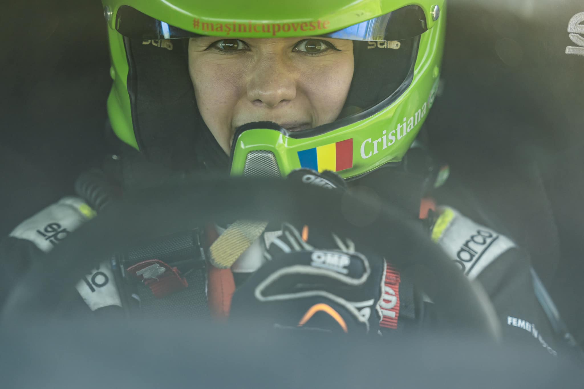 Cristiana Oprea, prima româncă-pilot care a concurat în Campionatul Mondial de Raliuri: „E greu să fii excepția și prima care face ceva”