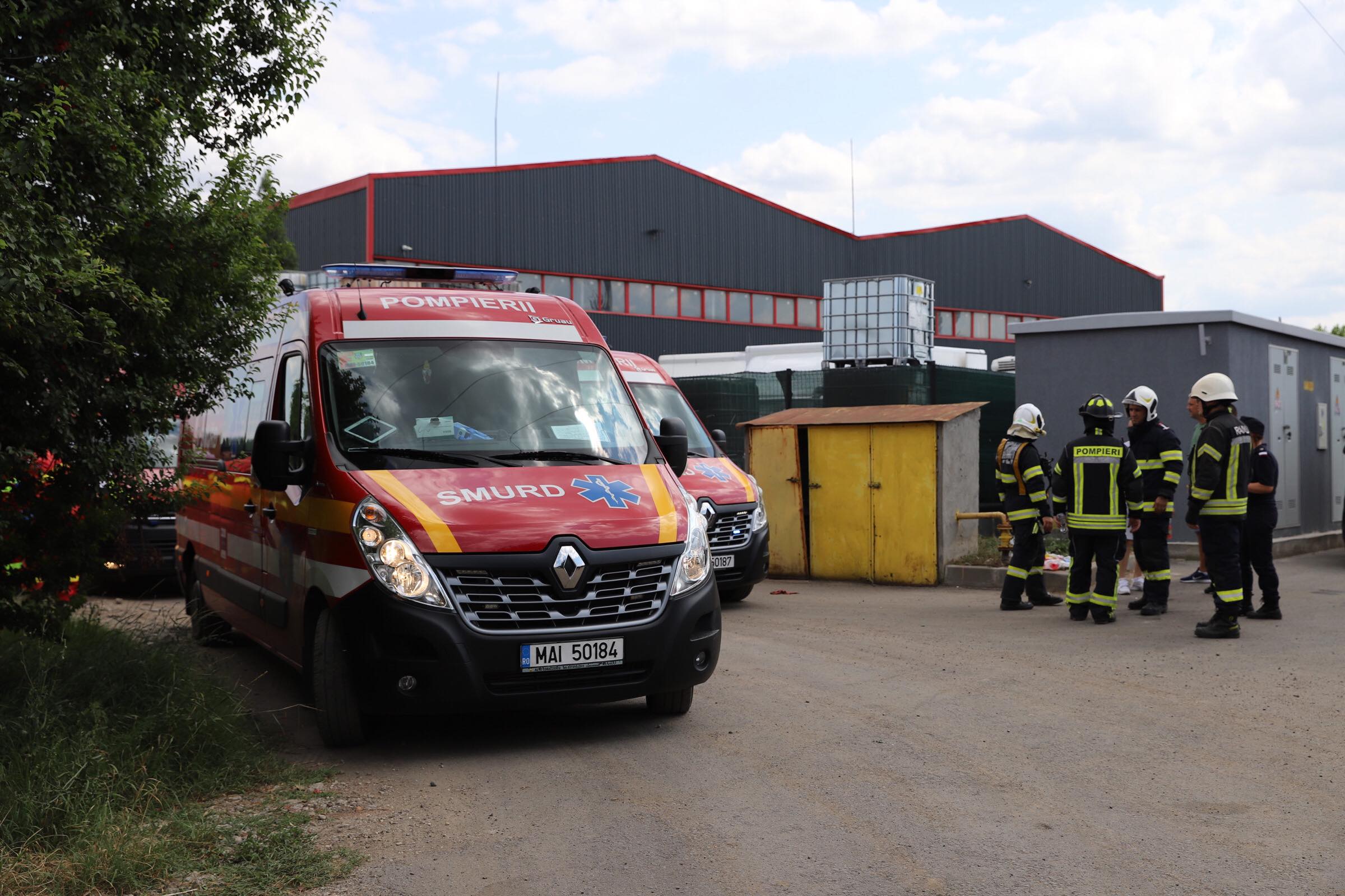 Explozie într-o hală de reciclare din Popești-Leordeni. Șapte persoane au ajuns la spital, din care cinci cu arsuri grave