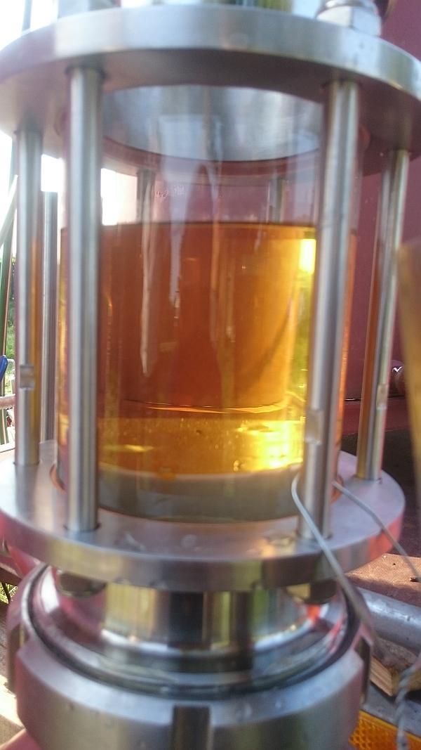 Parfum de profit | Și-a făcut o distilerie mobilă pentru ulei de lavandă