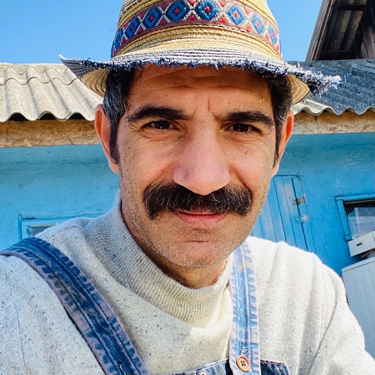Toma Cuzin spune cât mai are de gând să joace rolul lui Firicel în „Las Fierbinți”: „Am îmbătrânit cu el, ne scoate la pensie. Are 14 ani și 27 de sezoane”
