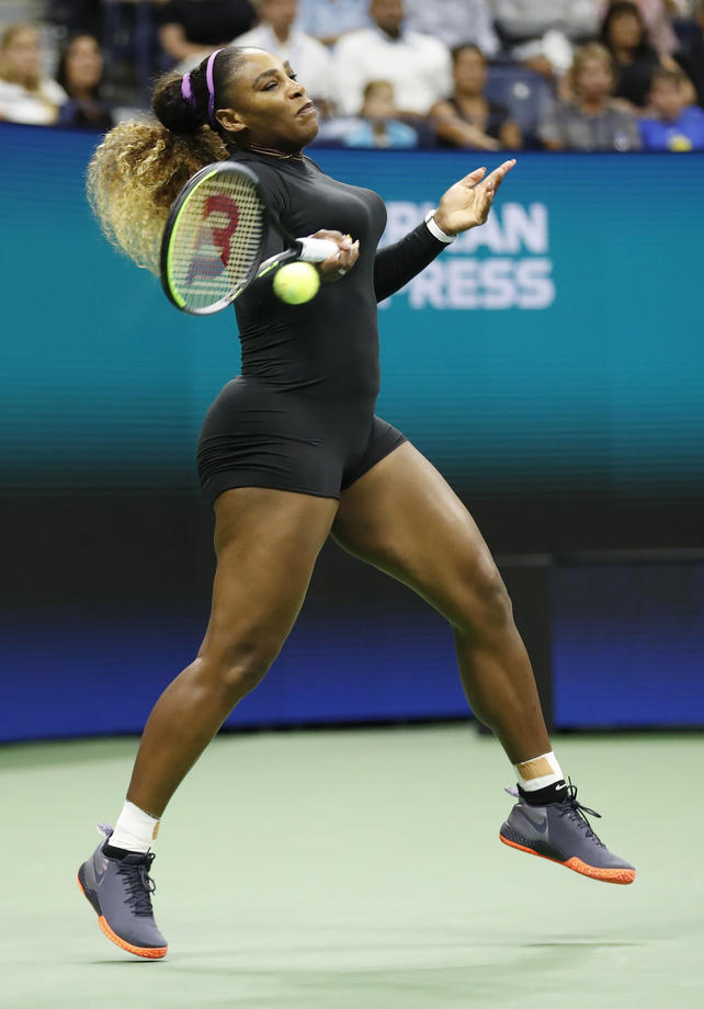 Serena Williams a învins-o clar pe Maria Şarapova în primul tur la US Open