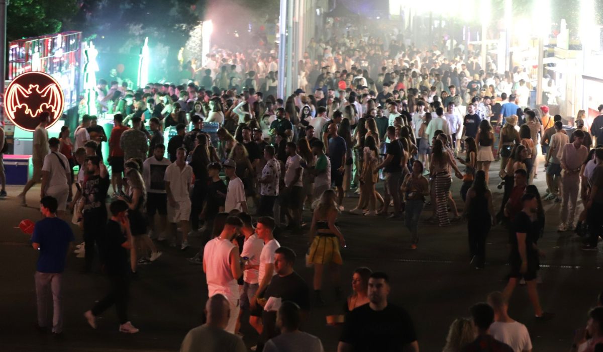 Prima zi a Neversea Kapital 2025 în imagini: Arena Națională, transformată pentru festivalul din București