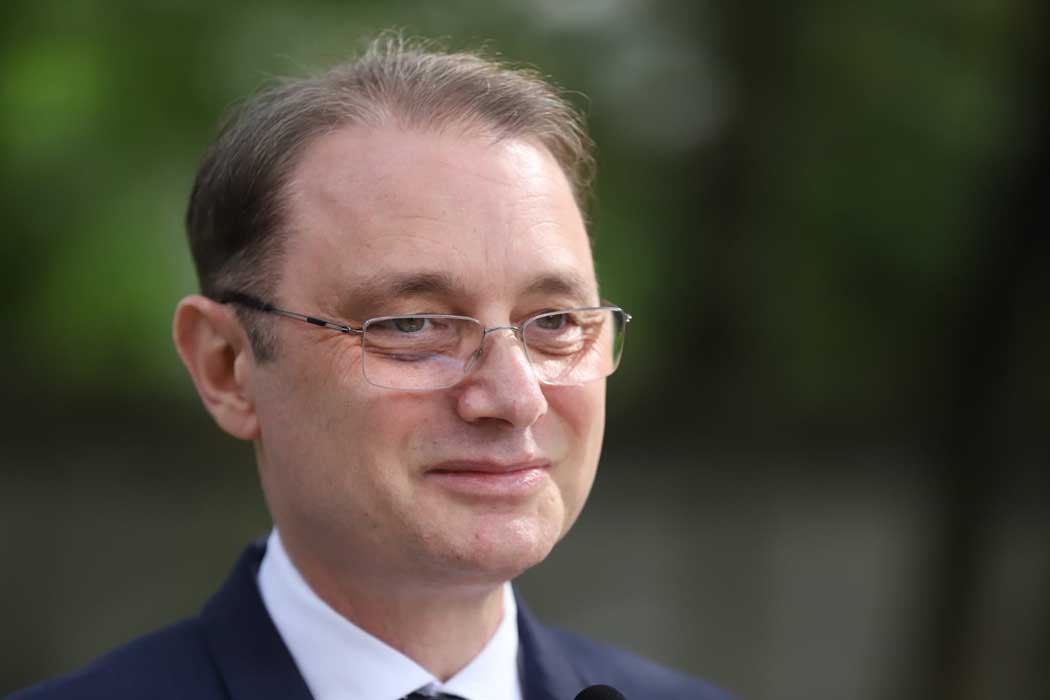 Luca Niculescu a început negocierile pentru noul Guvern