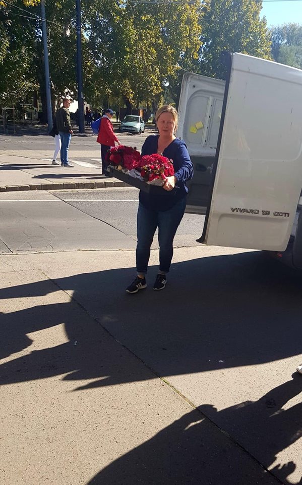 CORESPONDENȚĂ DIN BUDAPESTA/ Livrare specială pentru Valentina Pelinel la restaurant | FOTO