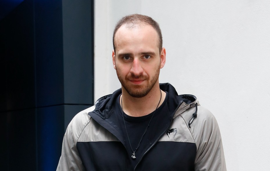 A legjegesebb szív is megolvad Brasch Bence és kedvese fotójától: így bújnak össze a szerelmesek