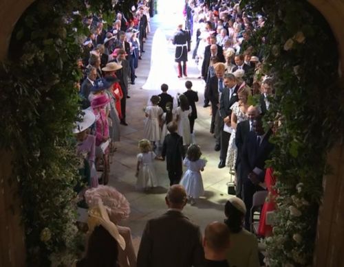 FOTO | Prinţul George şi Prinţesa Charlotte, adorabili la nunta regală