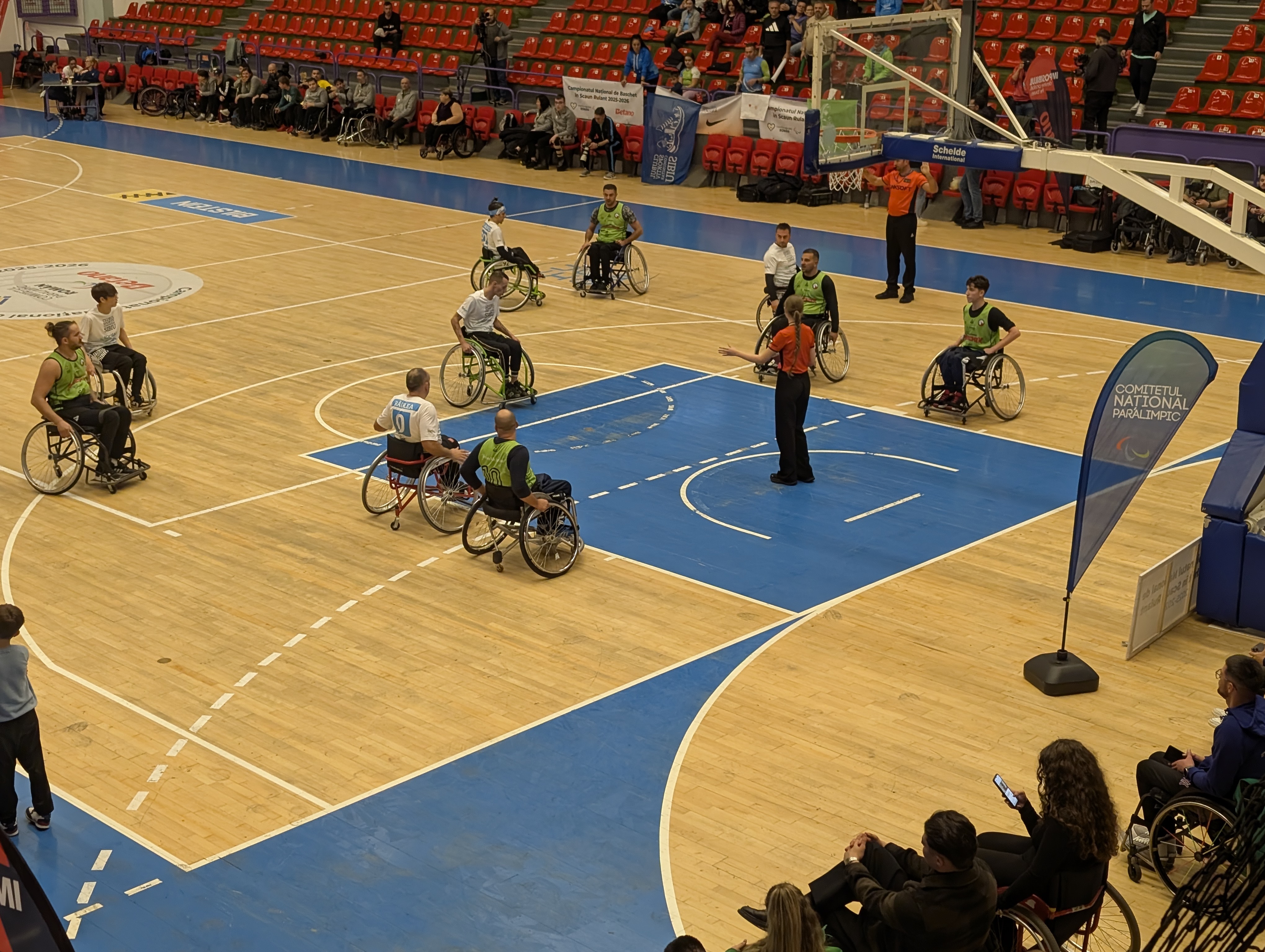 Sportul bate filmul: o lecție primită la Campionatul Național de Baschet în Scaun Rulant