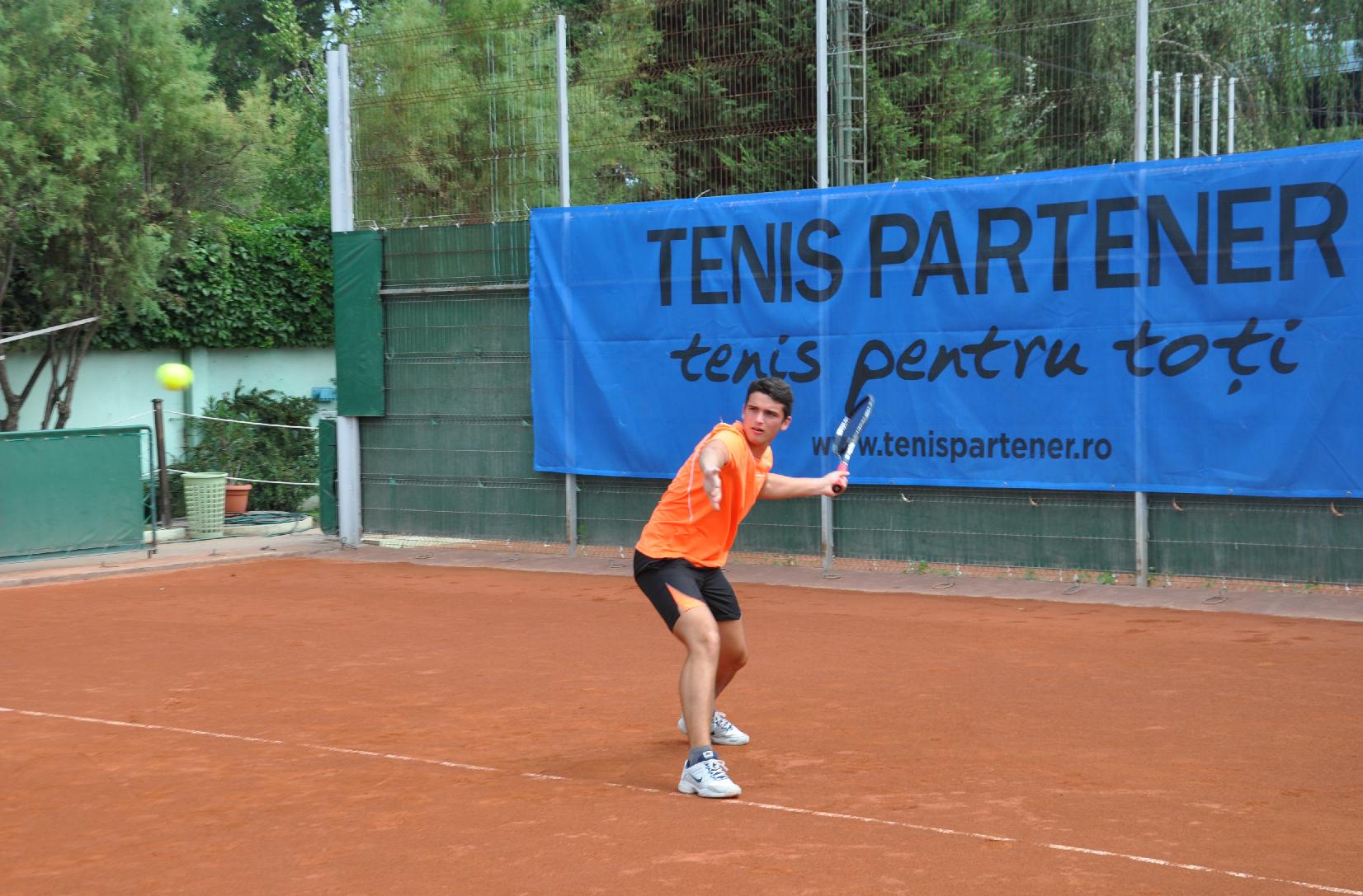 Platinum Mamaia, turneu exclusiv de dublu din circuitul Tenis Partener. Cea de a 7-a ediție a turneului de la Marea Neagră vine cu un format special de joc și premii generoase / GALERIE FOTO