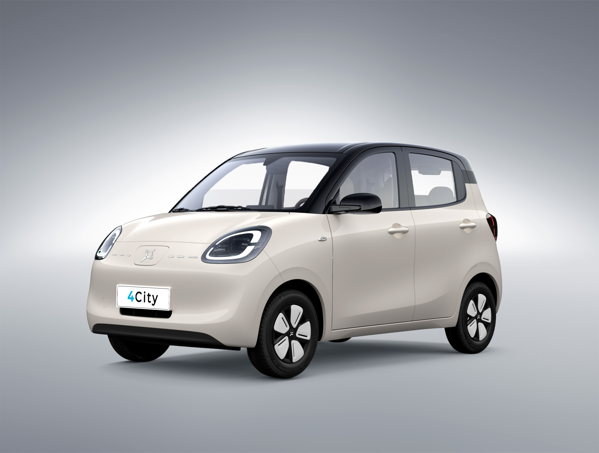 Allview 4City, prima mașină electrică urbană care poate fi condusă de la 16 ani: are 5 uși și promite o autonomie de până la 300 de kilometri