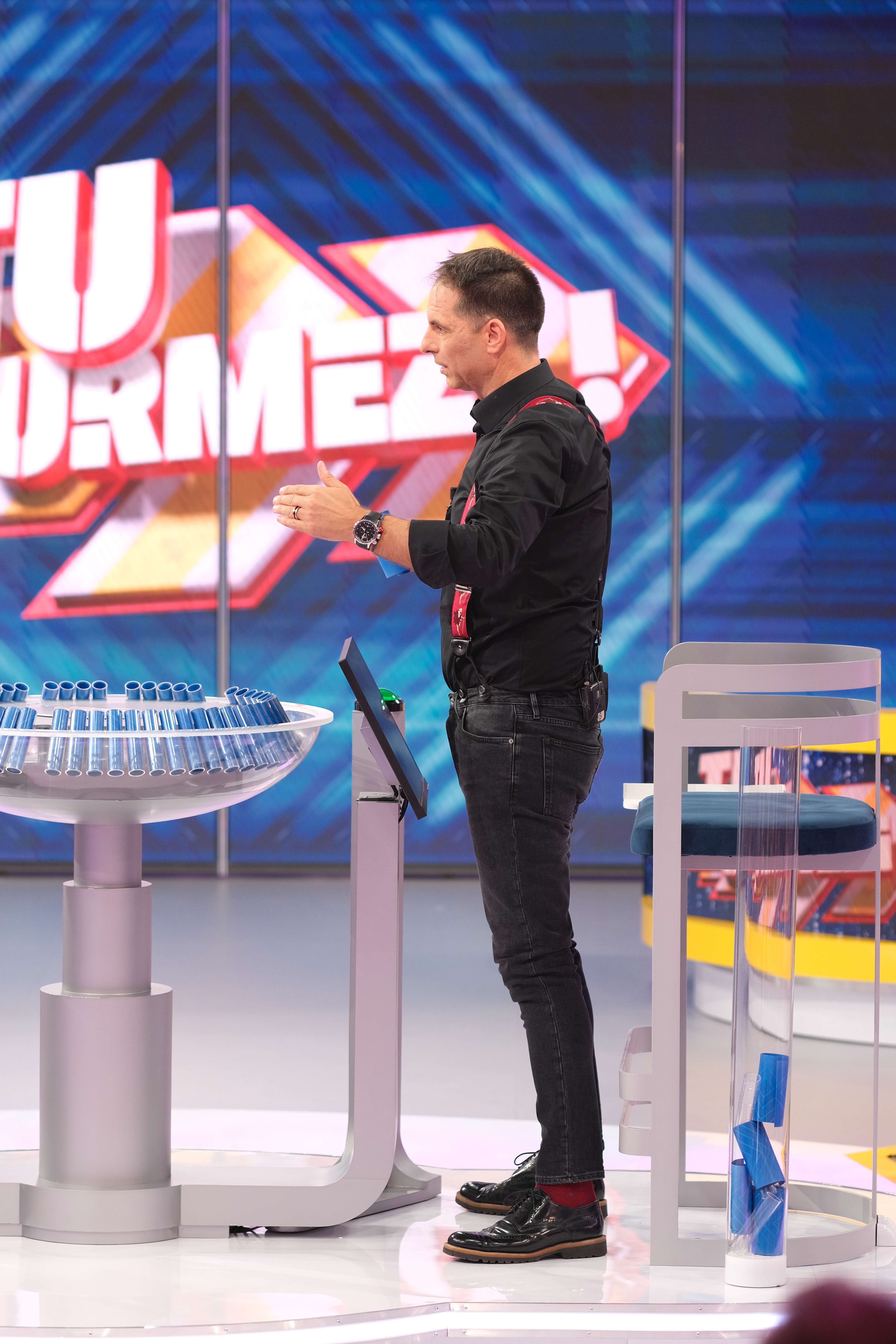 Au început filmările pentru „Tu urmezi!”, show-ul de la Kanal D. Primele imagini din platoul emisiunii
