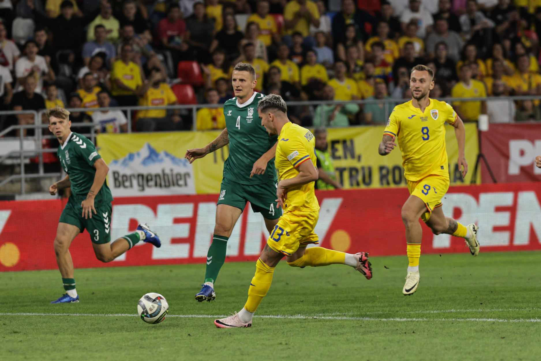 România - Lituania 3-1, în Liga Națiunilor. Schimbările lui Mircea Lucescu au adus victoria. VAR ne-a salvat de două ori