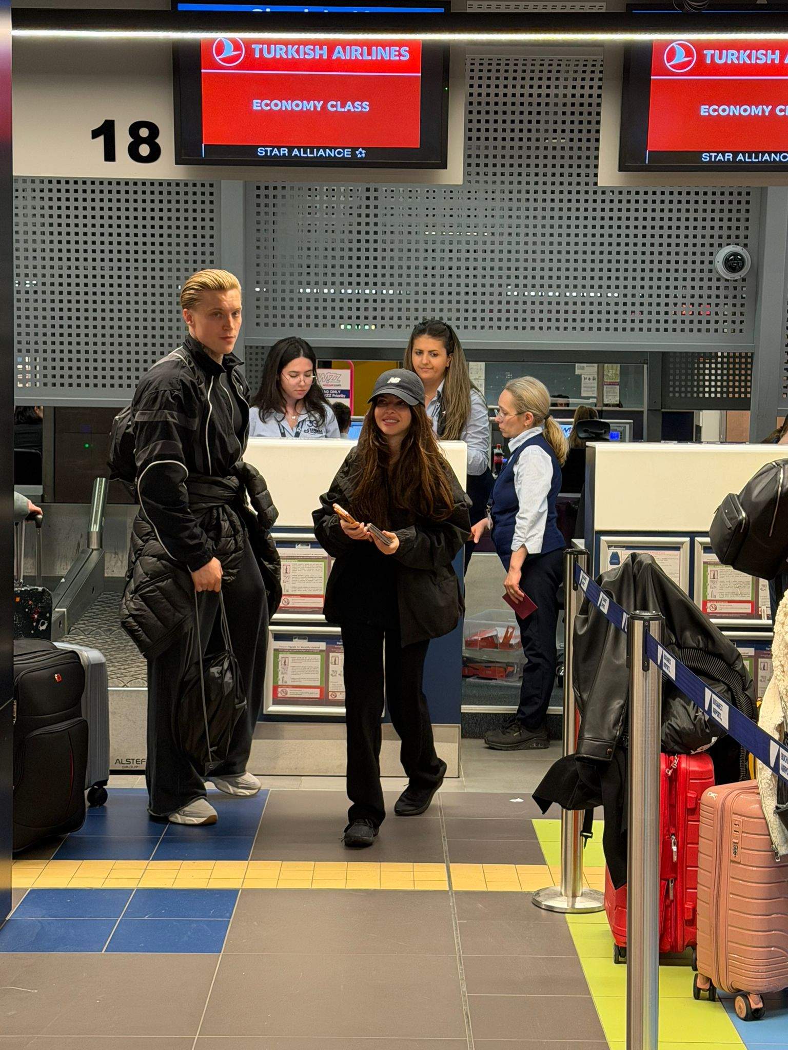 Primele imagini din aeroport cu concurenții „Asia Express” 2026. Cele 9 echipe au pornit în aventura vieții lor. „Doamne-ajută!”