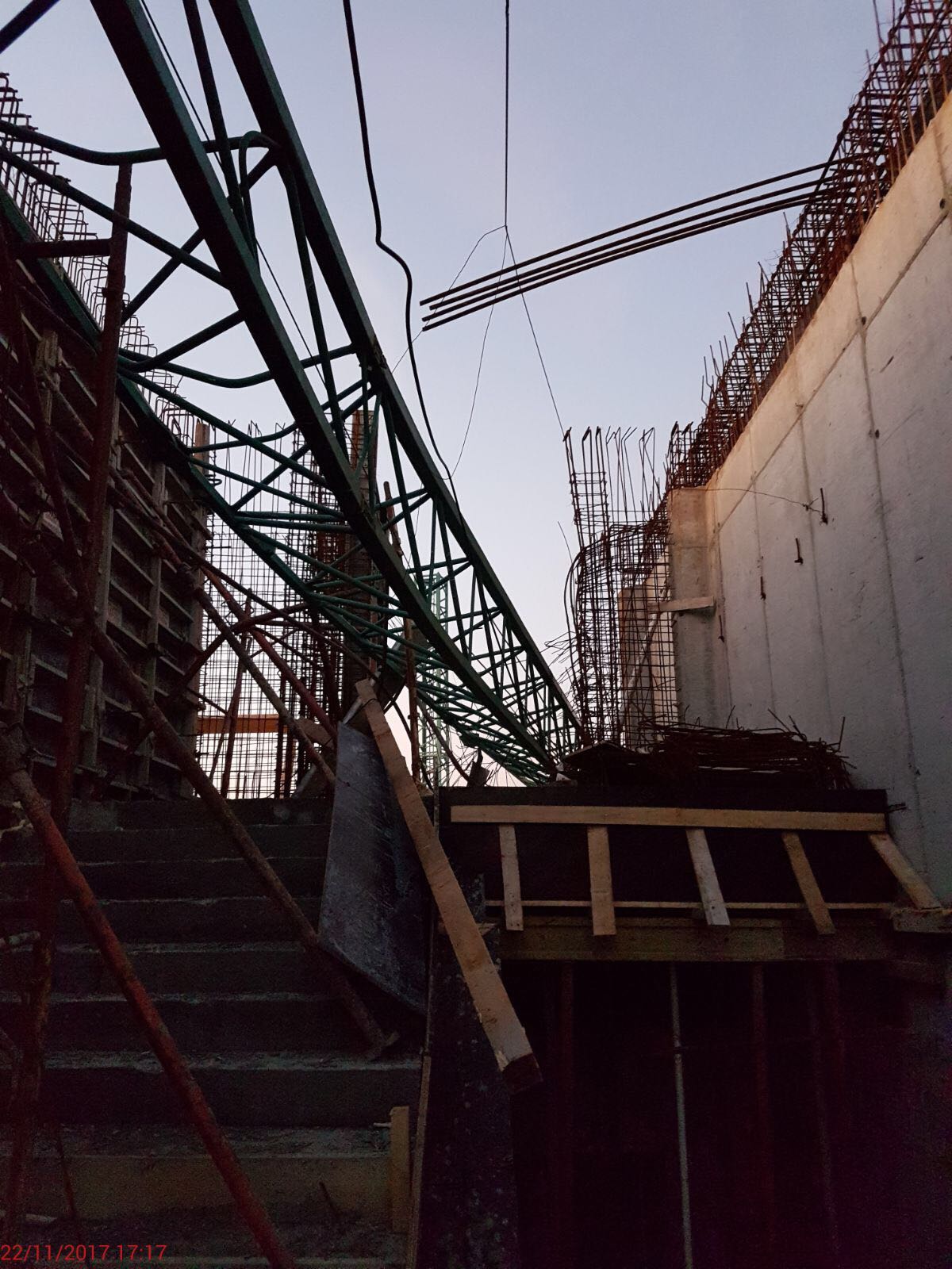 Macara prăbușită pe șantierul noului spital de copii din Timișoara| GALERIE FOTO