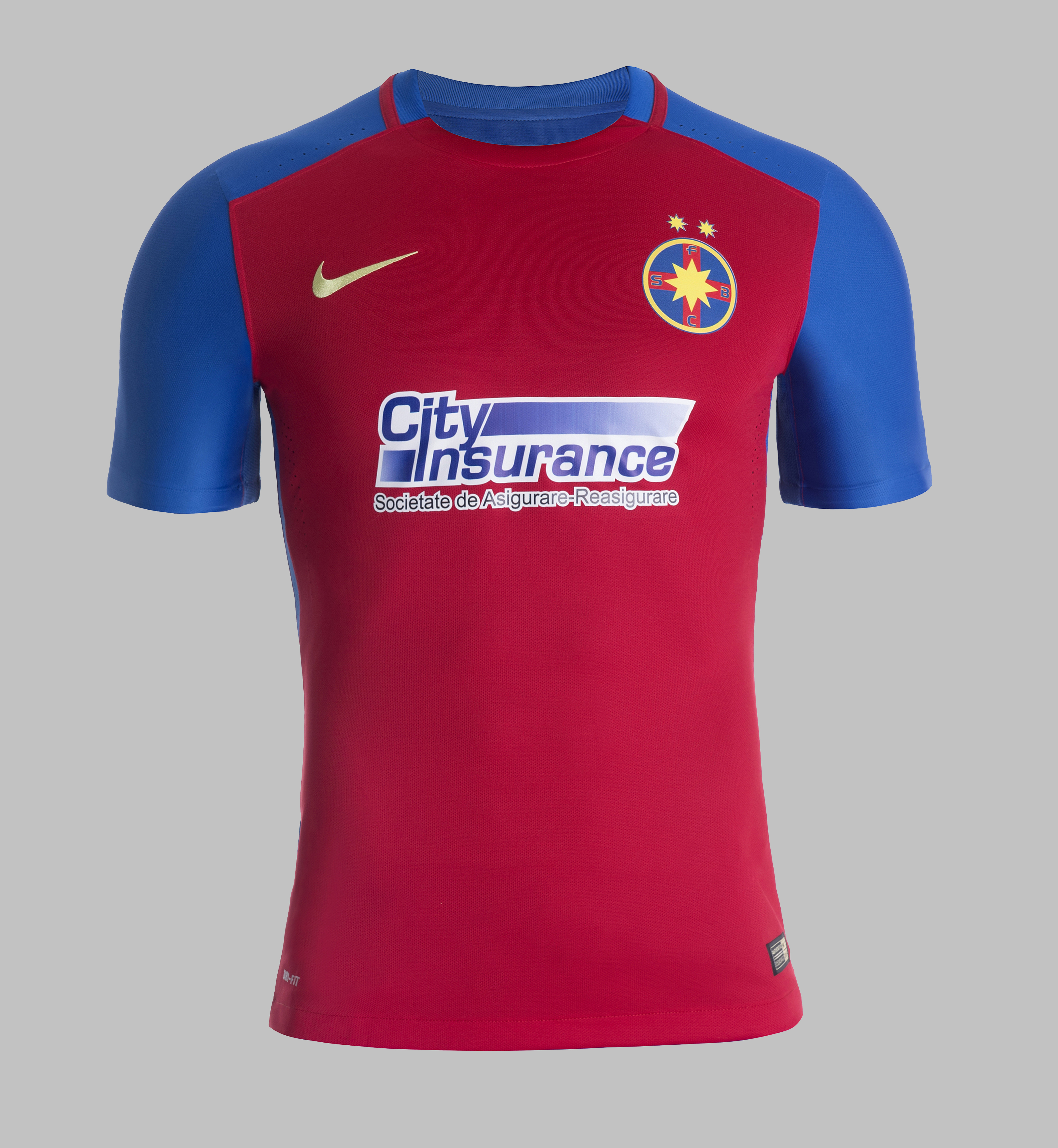 SUPERCUPA ROMÂNIEI 2015, STEAUA - ASA 0-1 / Steaua a inaugurat la Constanța noul echipament de joc. ^Campioana va juca acasă în culorile tradiționale, roșu și albastru