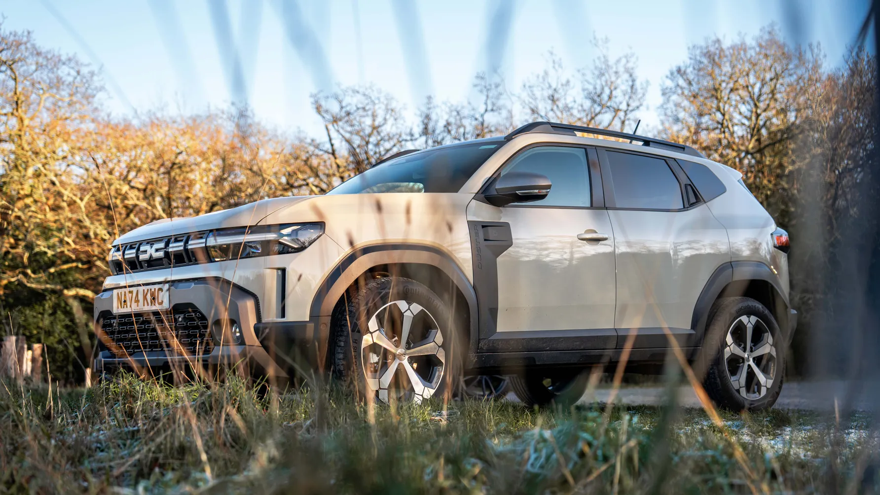 Ducia Duster cu volan pe dreapta, testată de celebra TopGear: „Are o caracteristică inteligentă și practică”