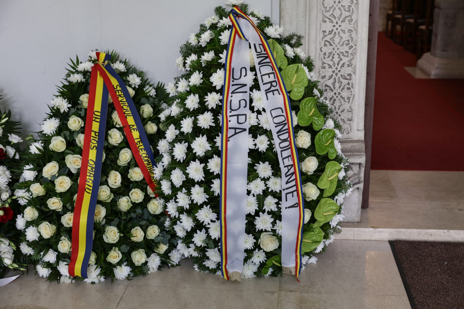 Funeralii de stat pentru Ion Iliescu. Ultimele omagii aduse în fața sicriului fostului președinte, în Sala Unirii, la Palatul Cotroceni