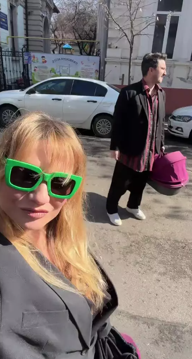 Perioadă dificilă pentru Cristina Cioran. Ce se întâmplă cu fetița ei, după ce Alex Dobrescu a fost reținut de DIICOT pentru consum și trafic de droguri