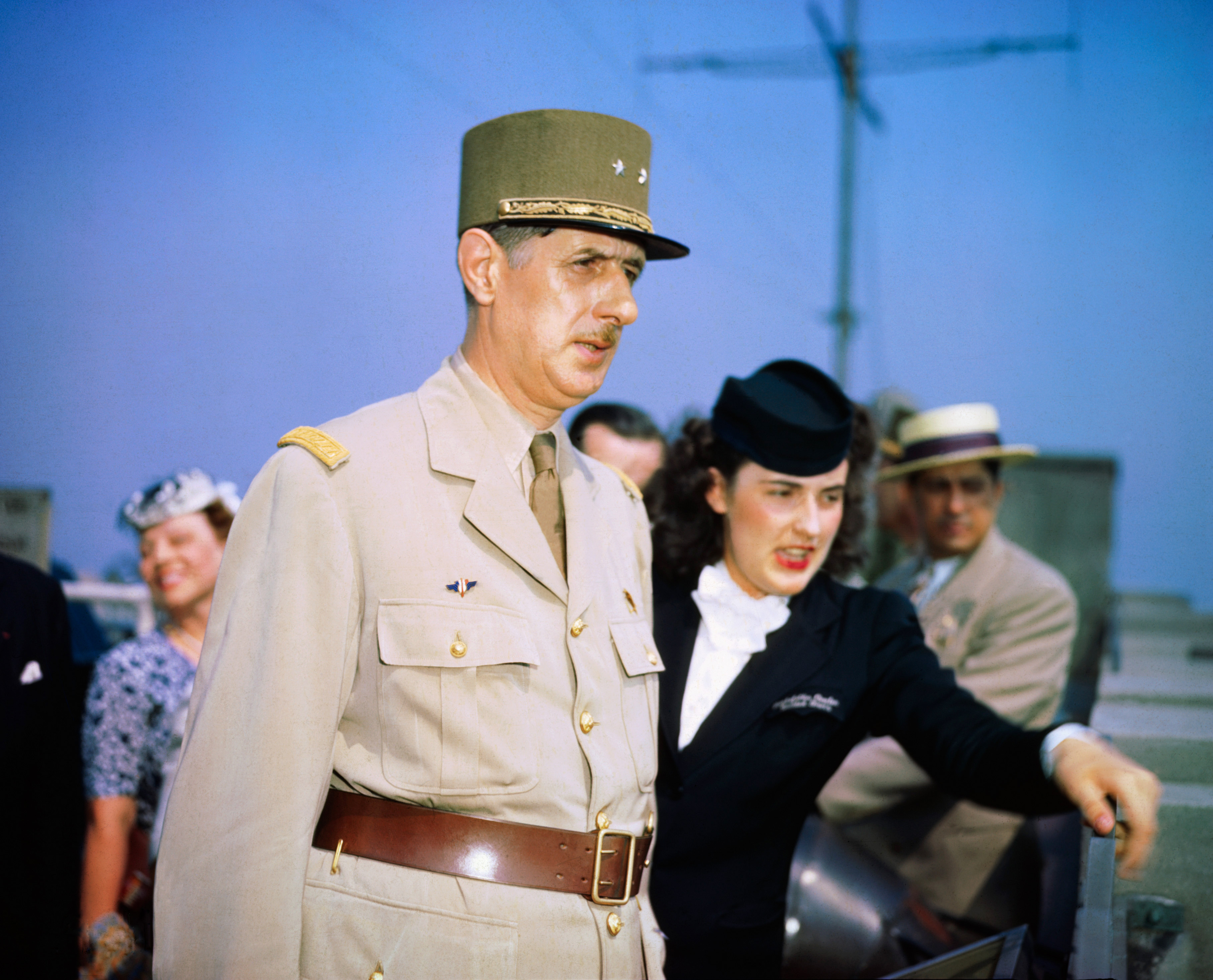 La istoricul Laurent de Gaulle, strănepotul lui Charles de Gaulle, la hanul deschis în Valmondois, în casa părintească: „Generalul a fost în această grădină, la nunta părinților mei”