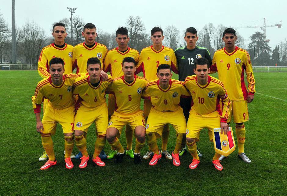 Academia Hagi analizează ratarea calificării la Euro 2015 / GALERIE FOTO