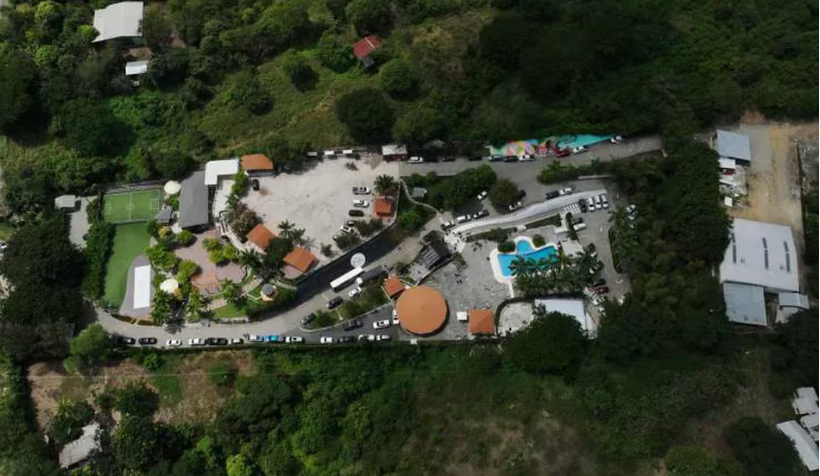 „Narcofiesta” cu 34 de arestări. Poliția l-a săltat pe „Rățușcă”, liderul unui cartel ecuadorian, din mijlocul petrecerii de 500.000 $, de ziua lui de naștere