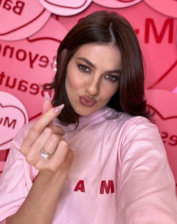 Lidia Buble le-a ascuns la început părinților cu ce se ocupă: „N-am avut curaj și nu am îndrăznit”. Ce i-a spus tatăl ei, după ce a aflat de la vecini