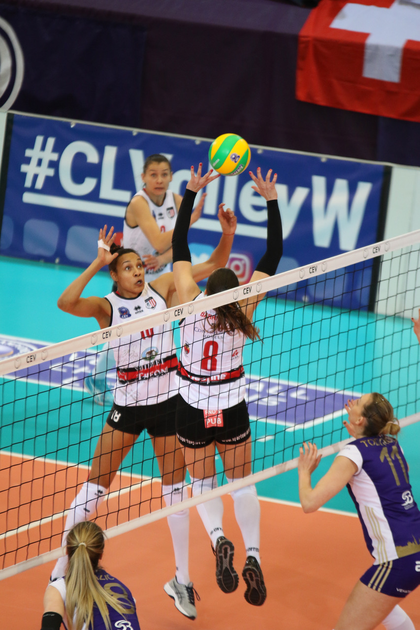 Nneka Onyejekwe, despre Final 4 Liga Campionilor la volei feminin: ”Pentru noi, fetele de la Volei Alba Blaj, este o mare provocare!"