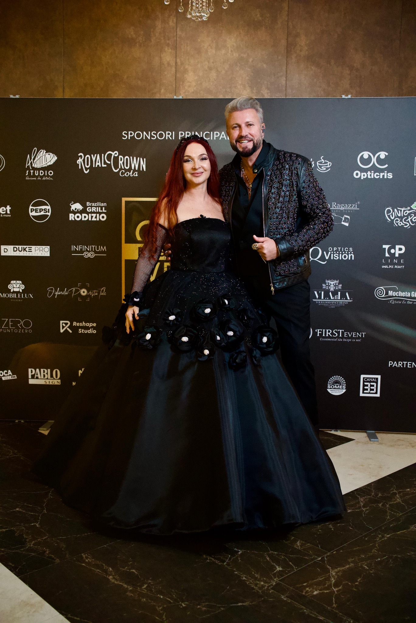 Cum a apărut soția lui Emil Boc pe podiumul de modă. Oana Boc, fotomodel pentru o zi: „Este fascinant tot ceea ce ține de creativitatea umană”