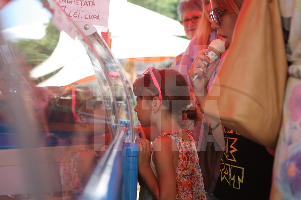 Festivalul Strada Armenească. Trei zile de concerte, dansuri și concursuri, în București / GALERIE FOTO