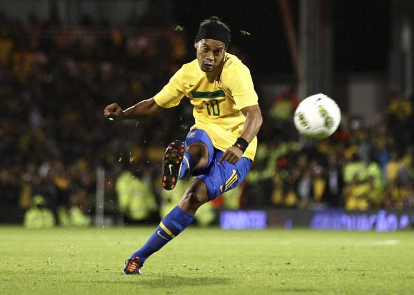 GALERIE FOTO / Pasiune dusă la extrem pentru Ronaldinho!