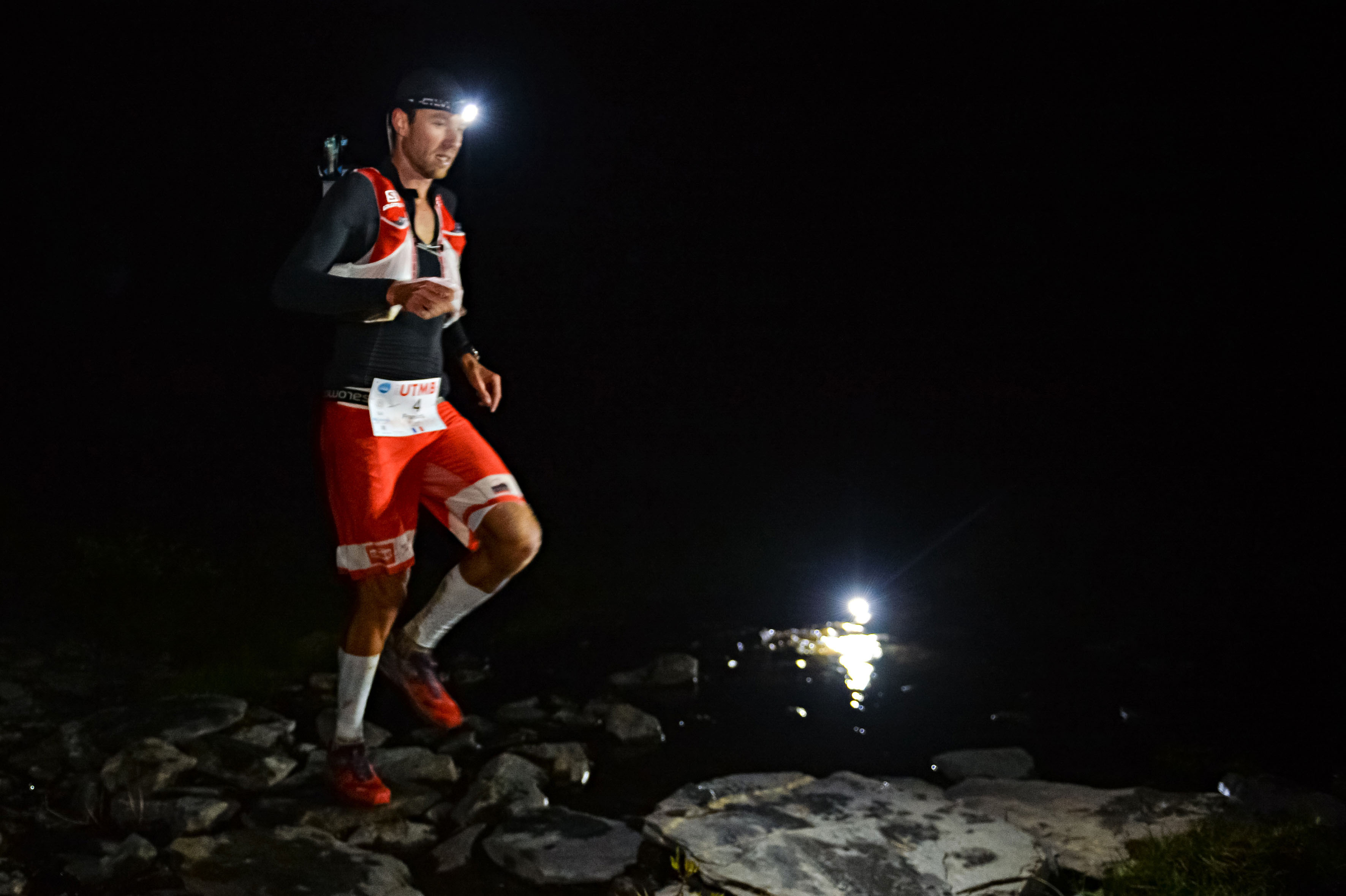 Am stat cu ochii pe Ultra Trail du Mont Blanc. Așa arată Golgota. Galerie foto spectaculoasă