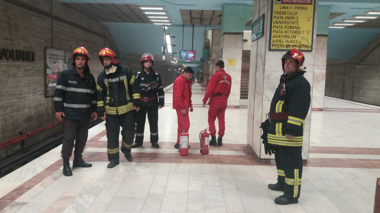 FOTO | Incident la metrou, între stațiile Eroii Revoluției și Constantin Brâncoveanu