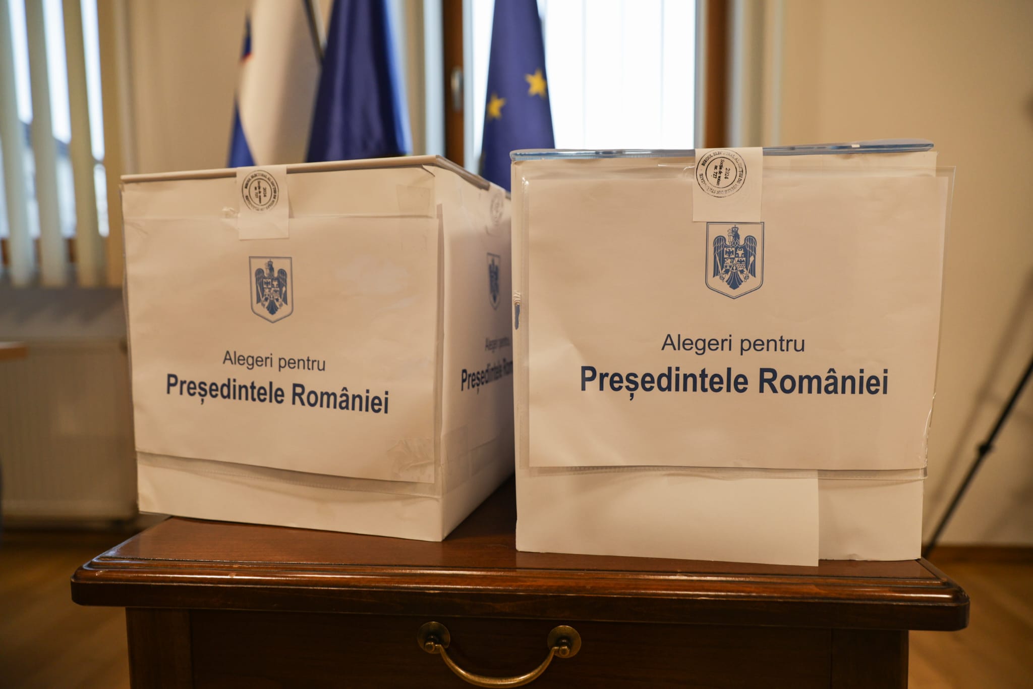 Mii de români din diaspora au votat pentru turul 2 la alegerile prezidențiale și după decizia CCR de anulare a procesului electoral