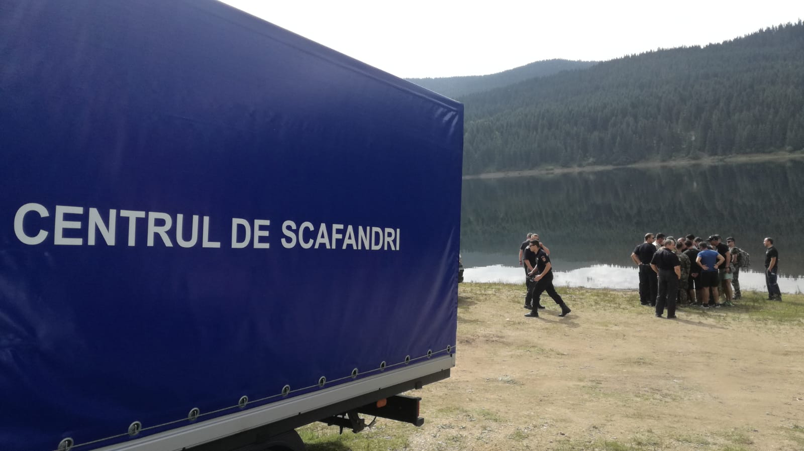 Armata trimite scanfandrii militari pentru a-l găsi pe directorul APIA Cluj dispărut pe lacul Beliș