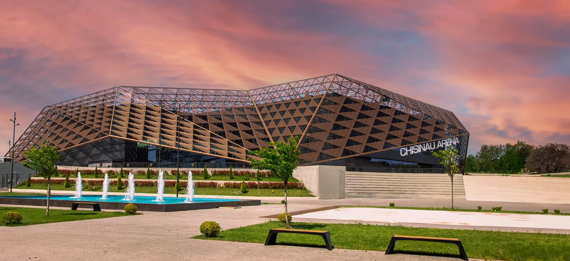 Totul despre Arena Chișinău, unul dintre simbolurile moderne ale capitalei Moldovei. Ce activități poți face în complex