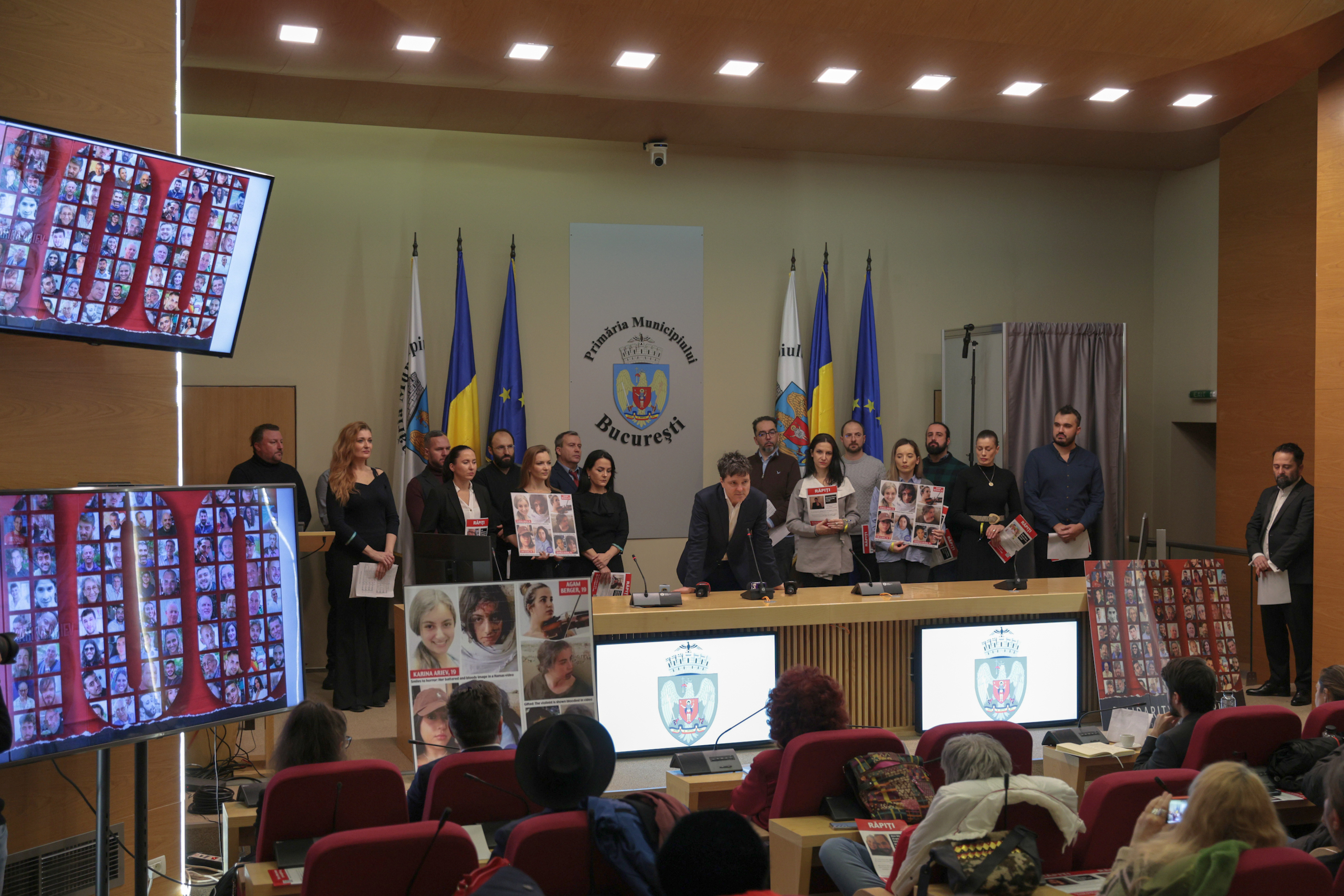 FOTO. 100 de zile de la începutul războiului. La București a avut loc o acţiune de solidaritate cu ostaticii răpiţi de Hamas în Fâşia Gaza