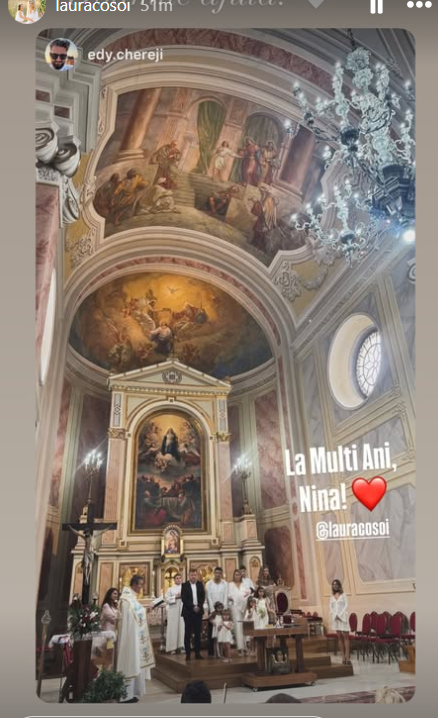 Ținuta purtată de Laura Cosoi la botezul Ninei a atras atenția tuturor. Imagini cu întreaga familie, în biserica din Maramureș