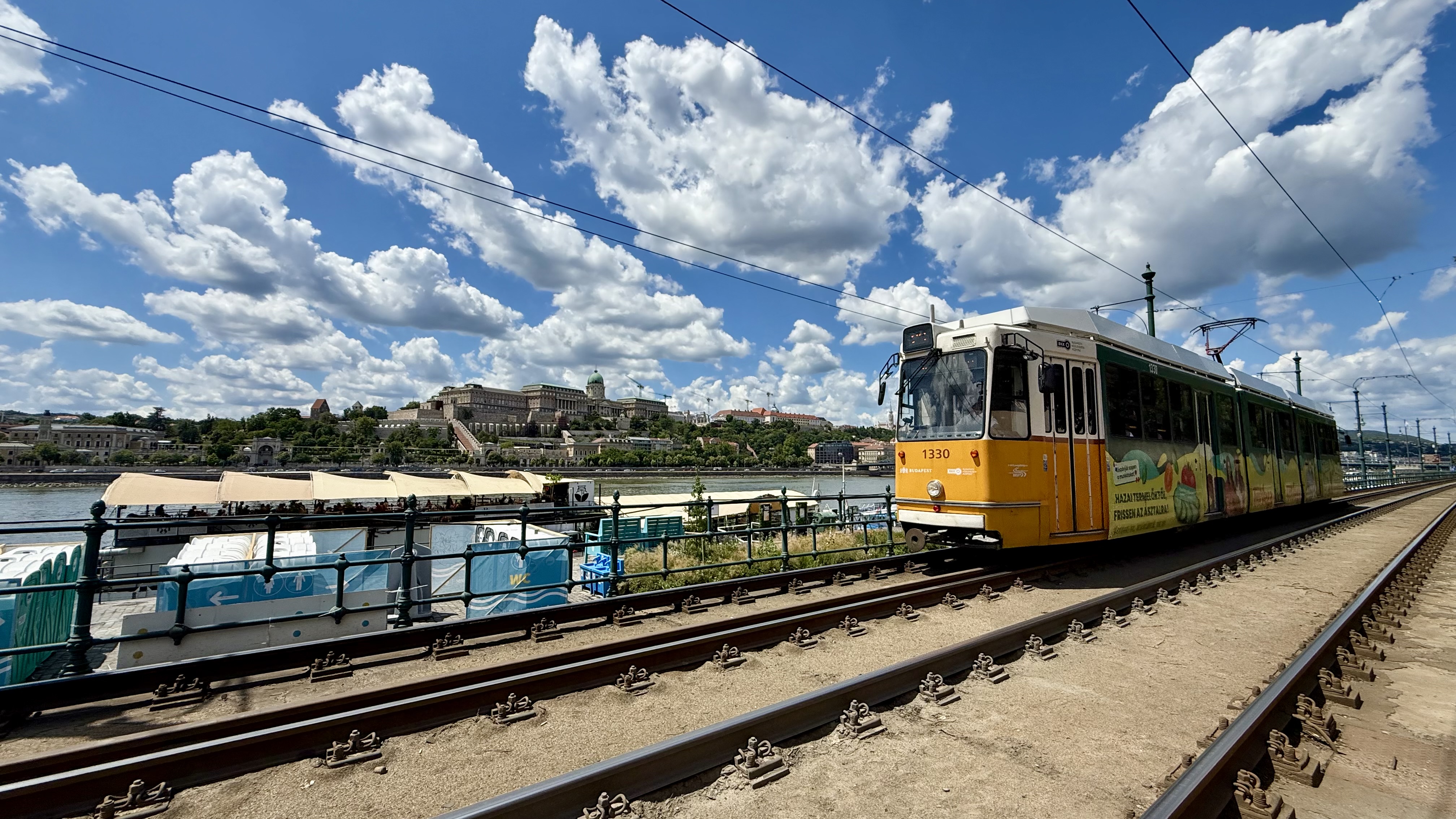 Budapesta, două luni de când Viktor Orban a plecat de la putere. Cum arată viața în capitala Ungariei cu Peter Magyar premier: „Lucrurile se pot schimba”