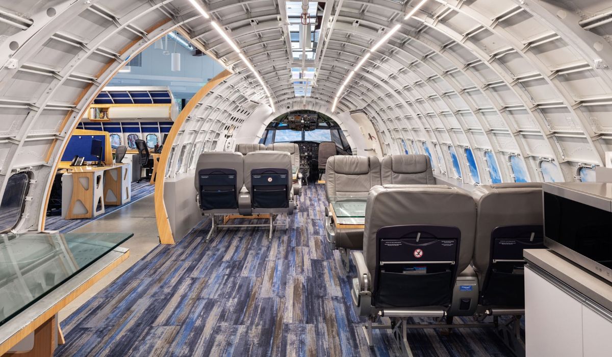 Starlux Airlines folosește așternuturi din PET-uri și scoici reciclate și scaune cu tehnologie NASA