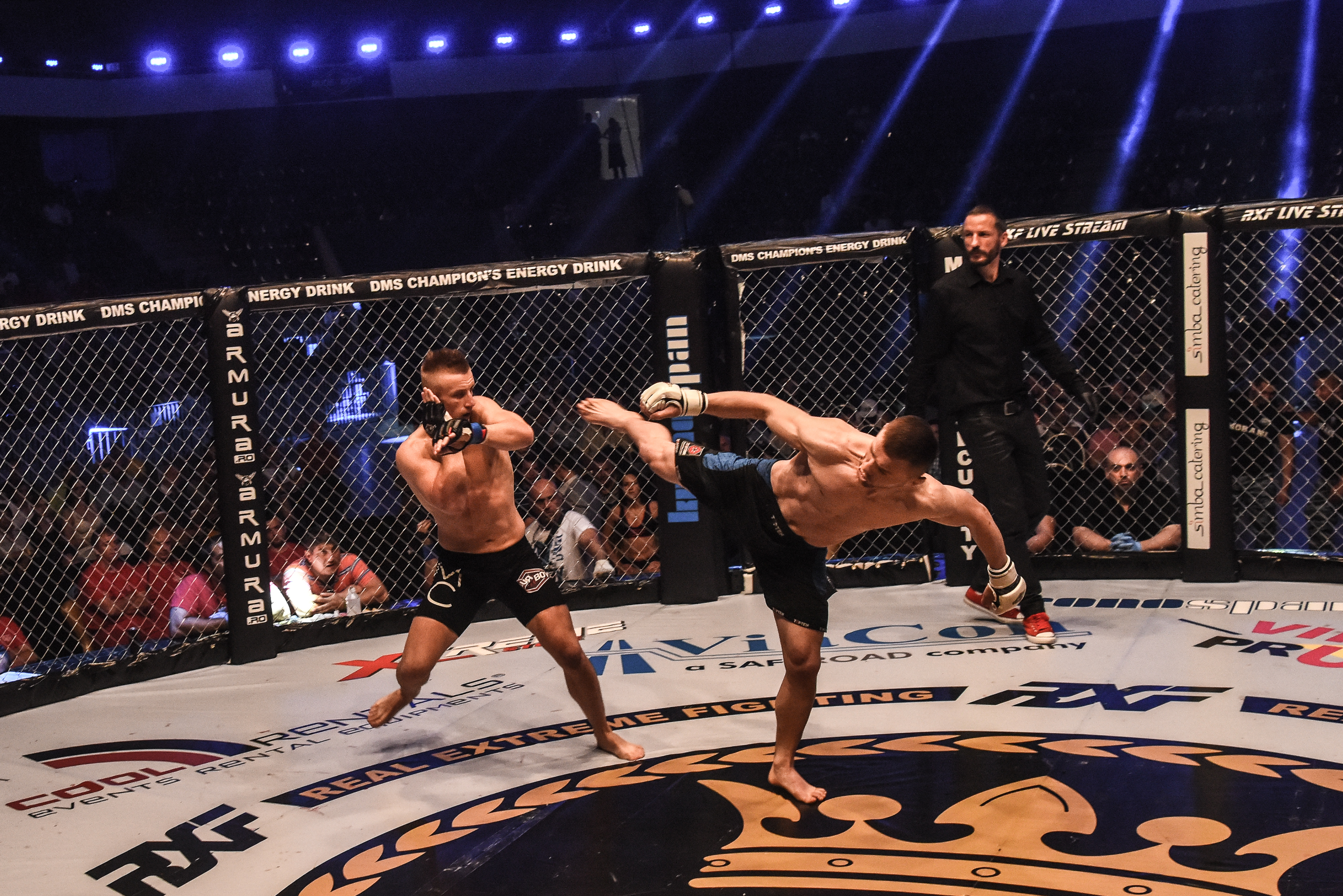 Mare show de MMA, pe 14 decembrie, în Sala Polivalentă din Bucureşti / GALERIE FOTO